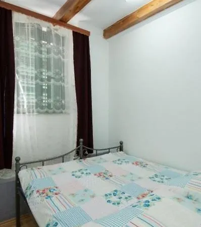 Апартаменты In With Sea View, Terrace, Air Conditioning, Wifi