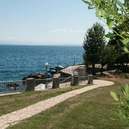 In With Sea View, Terrace, Air Conditioning, Wifi Апартаменты