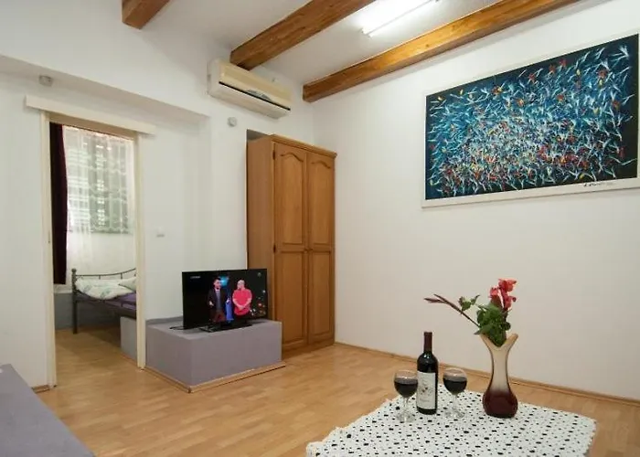 In With Sea View, Terrace, Air Conditioning, Wifi Apartmán