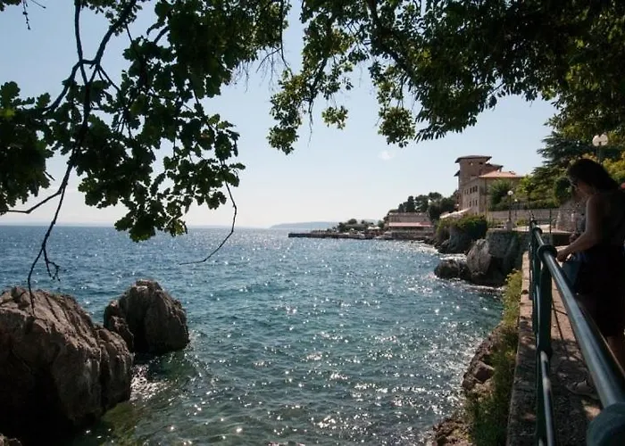 In With Sea View, Terrace, Air Conditioning, Wifi